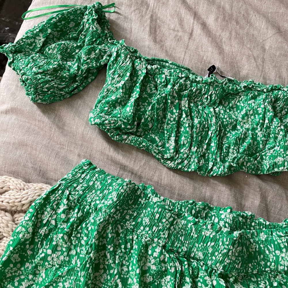 Zara Set - Picture 3 of 7